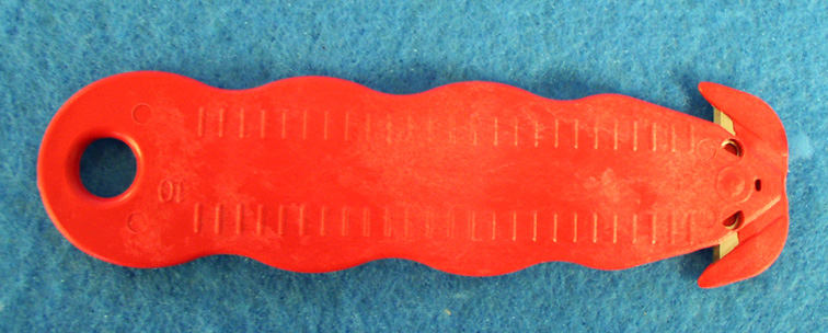 (image for) SAFDES Safe-DE-Sock Cutter